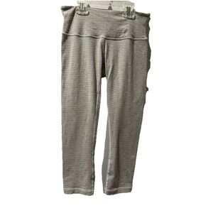 Lululemon Athletica 3/4 Length Compression Leggings (Size 6) Gray